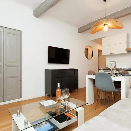 Upstays Banane Palais 27m² * كان